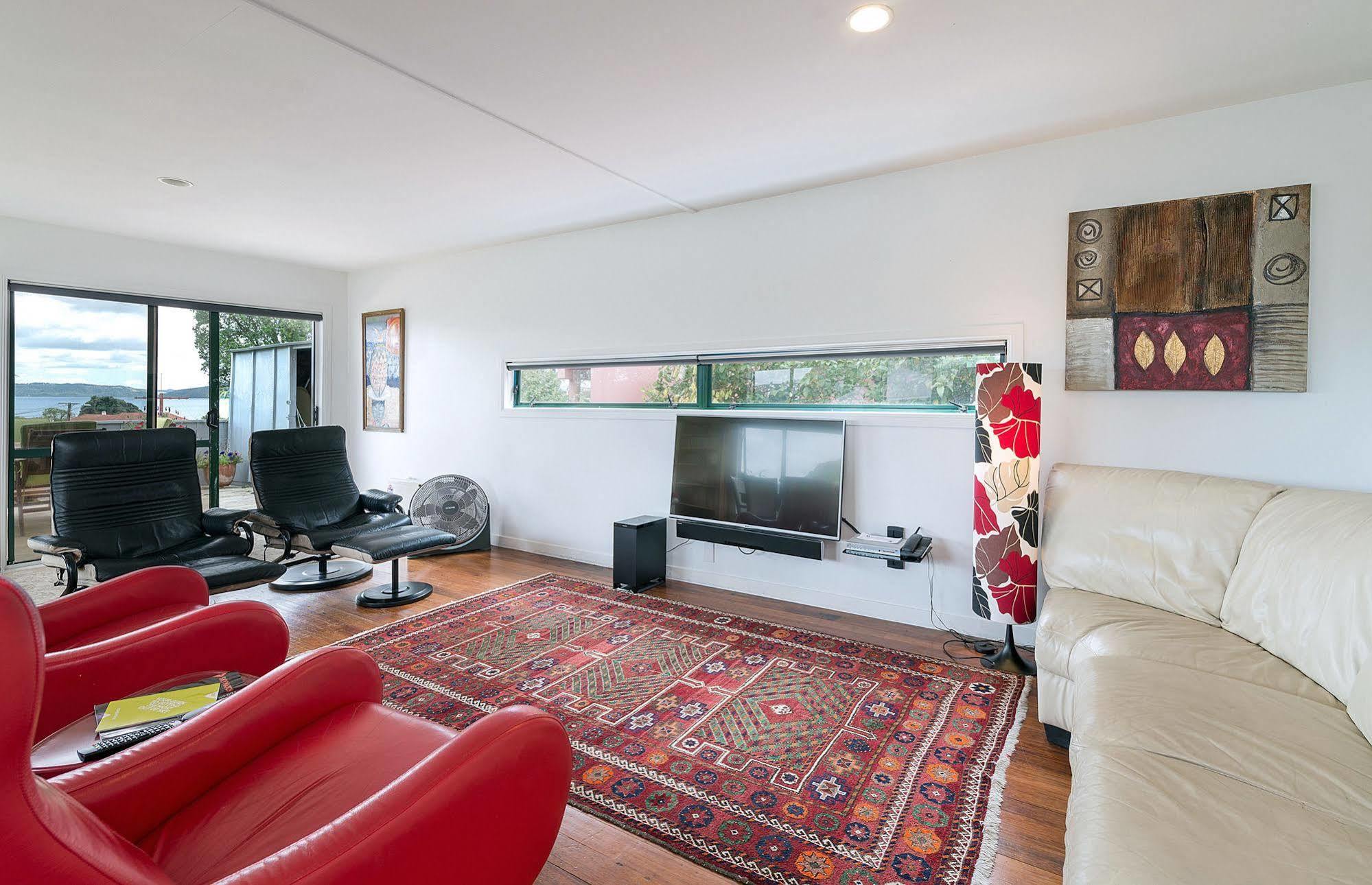 Lakeside City Apartments - Penthouse And Studio Rotorua Exterior photo