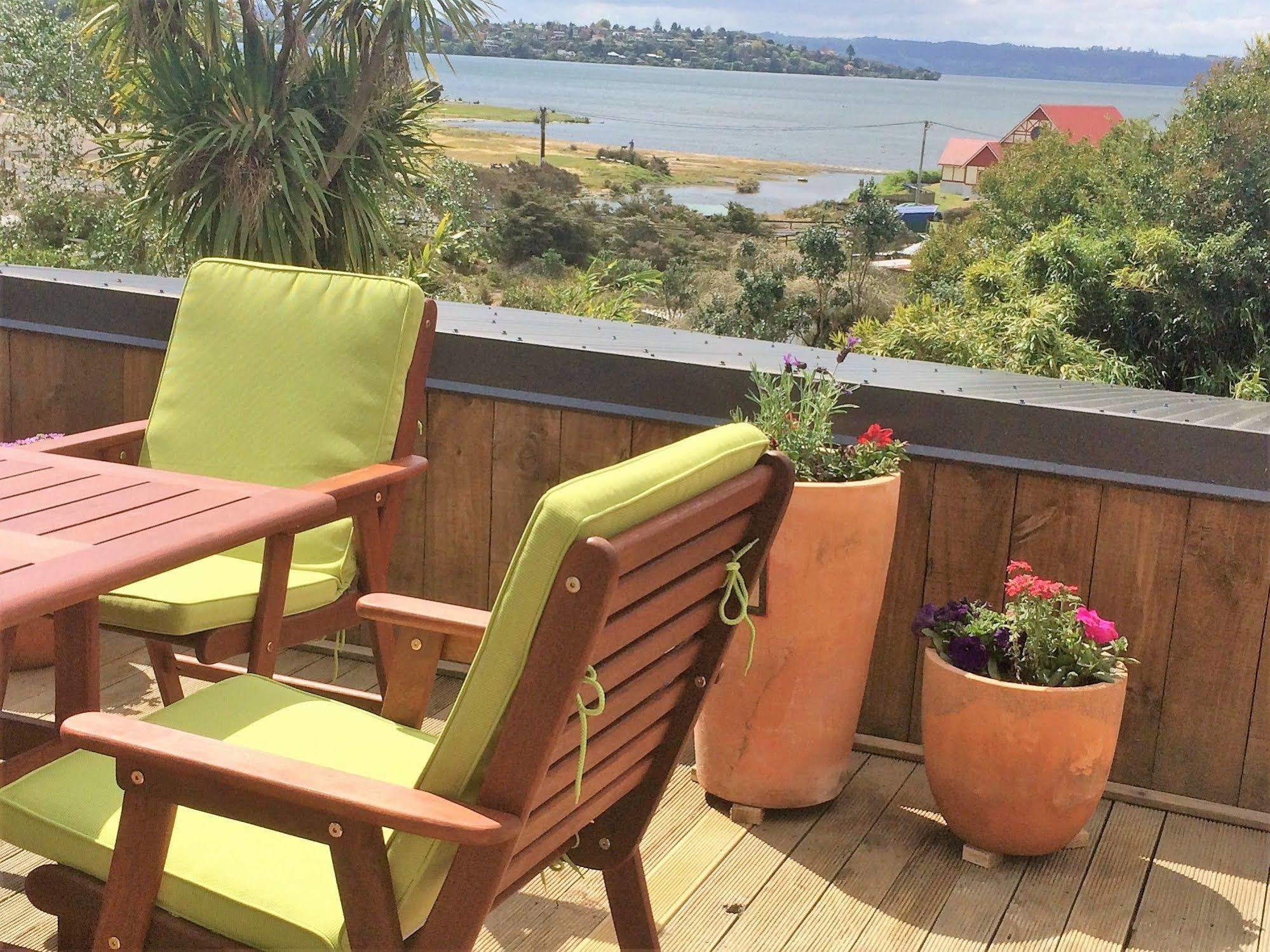 Lakeside City Apartments - Penthouse And Studio Rotorua Exterior photo