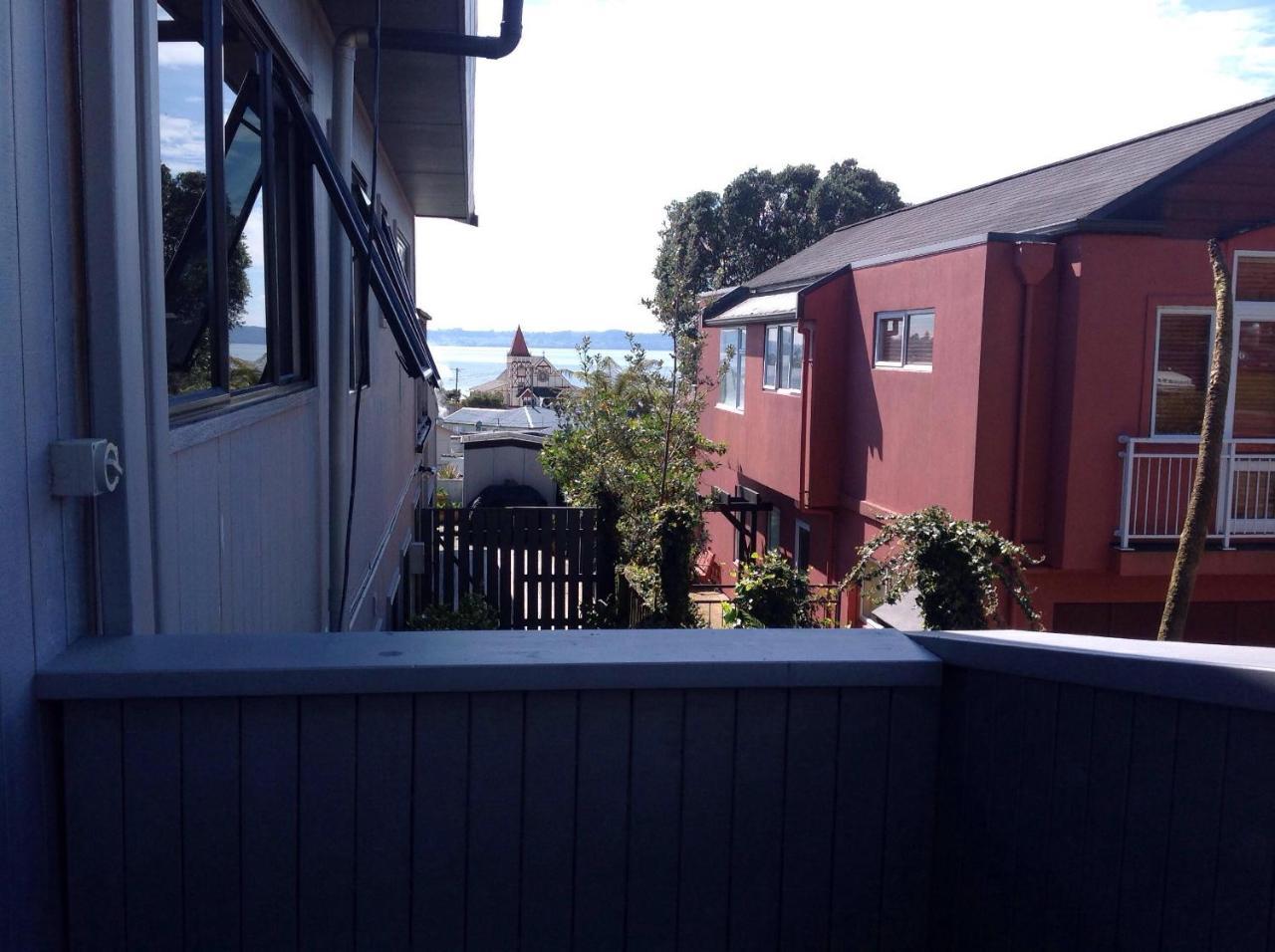 Lakeside City Apartments - Penthouse And Studio Rotorua Exterior photo